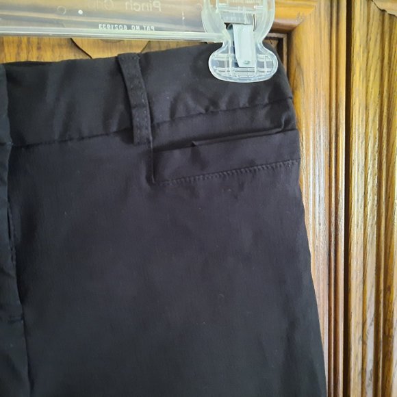 3/$10 Bi-Stretch Skinny Cropped Ankle Pants - Black, Size 2 - Picture 5 of 16